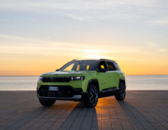 Los detalles técnicos del nuevo Jeep Compass híbrido enchufable Jeep compass 101