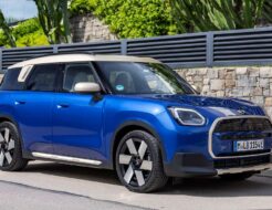 El Mini Countryman eléctrico gana 39 km de autonomía y sólo es 200 euros más caro que antes P90552003 highRes mini countryman e 06