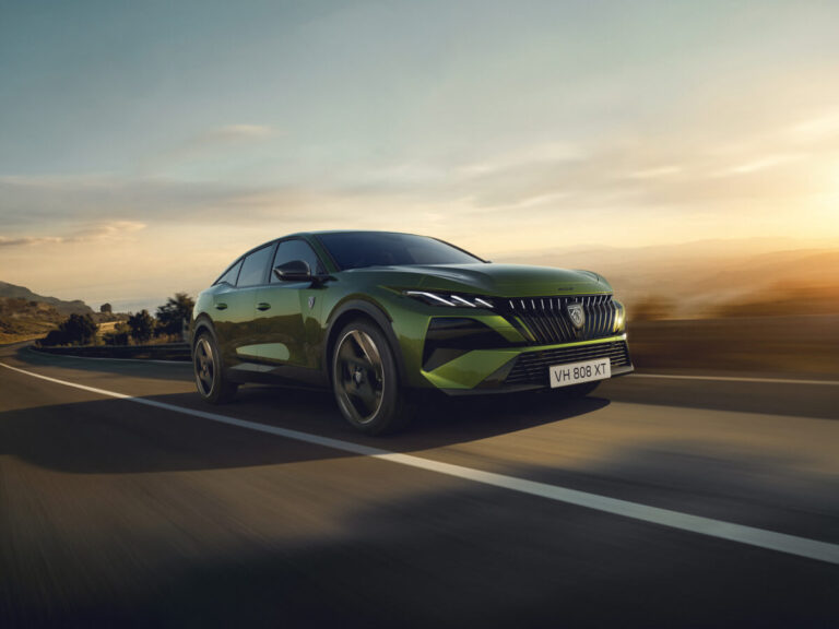 PEUGEOT 408 PLUG IN 2601STYP 230 FR