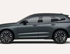 Volvo XC60 Essential (2)