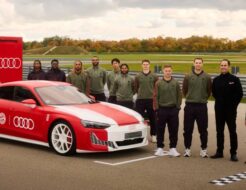 Cuál es 'la letra pequeña' de conducir un coche de empresa siendo futbolista 07 audi uebergabe fcbayern 251015 baumann