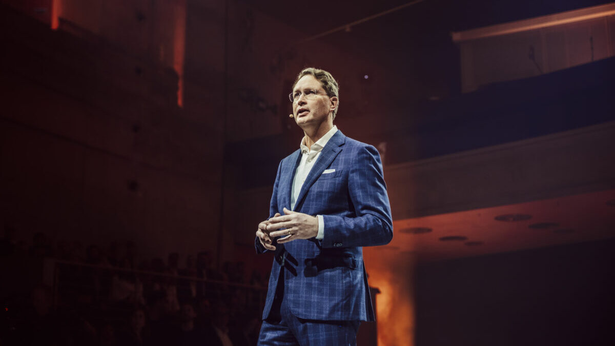 Estados Unidos ha querido llevar la sede de Mercedes a su país. Así lo ha confirmado el presidente de la marca