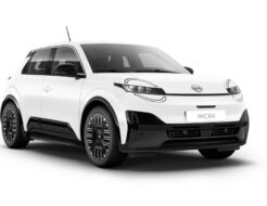 Cómo hacerte con un Nissan Micra por 99 euros al mes: la oferta, explicada Nissan Micra Acenta