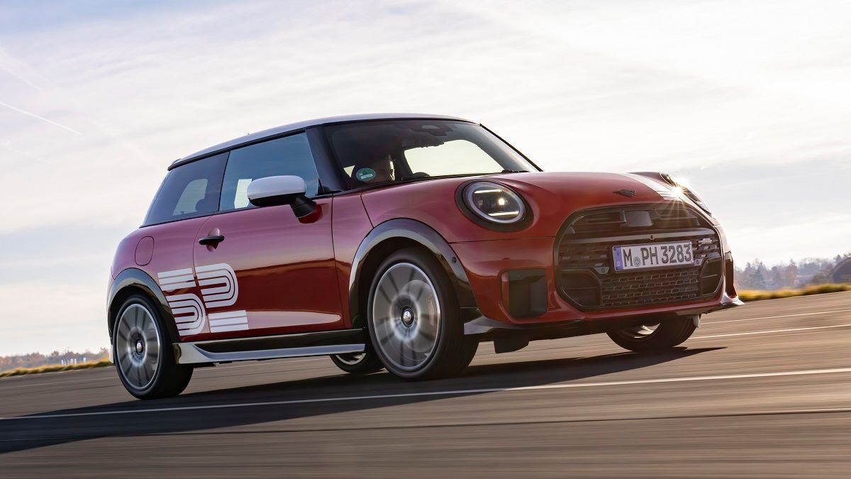 P90625041 highRes mini jcw 1965 victor P90625041 highRes mini jcw 1965 victor