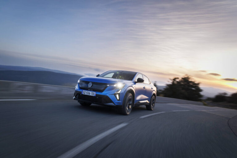 Renault Rafale, a partir de 2028 también eléctrico y hecho en España