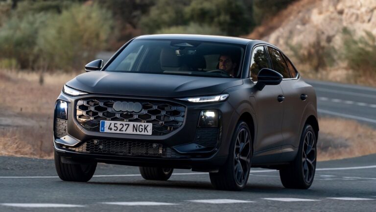 Audi Q3 Sportback 16