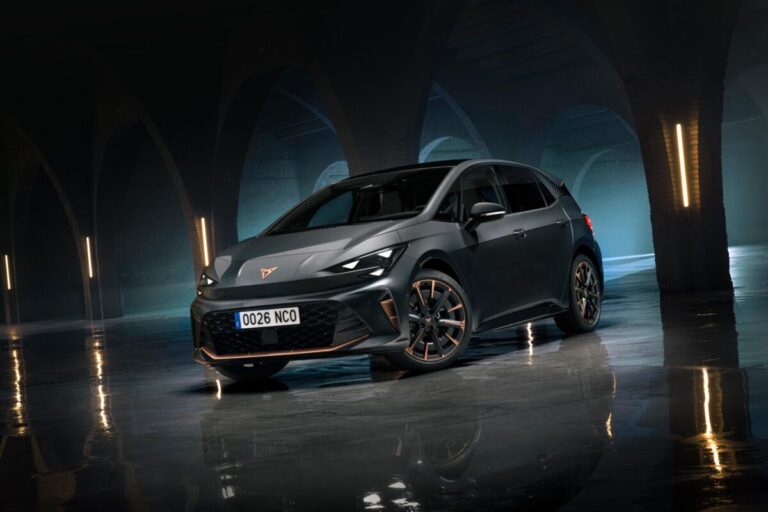 CUPRA BORN VZ 01