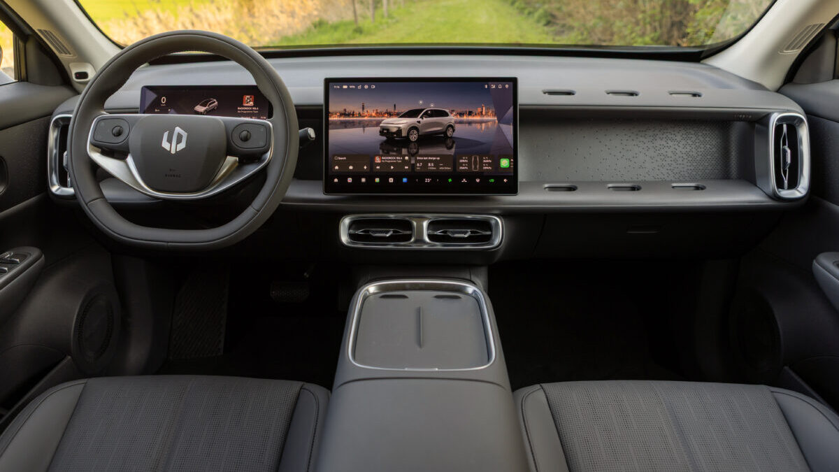 Leapmotor B10 REEV Hybrid Leapmotor B10 REEV Hybrid