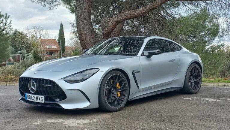 Mercedes AMG GT 55 Coupe (4)