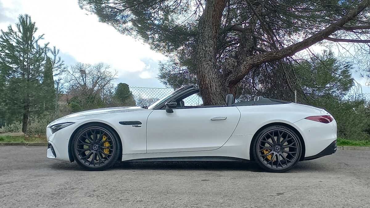 Mercedes AMG SL 43 (2)