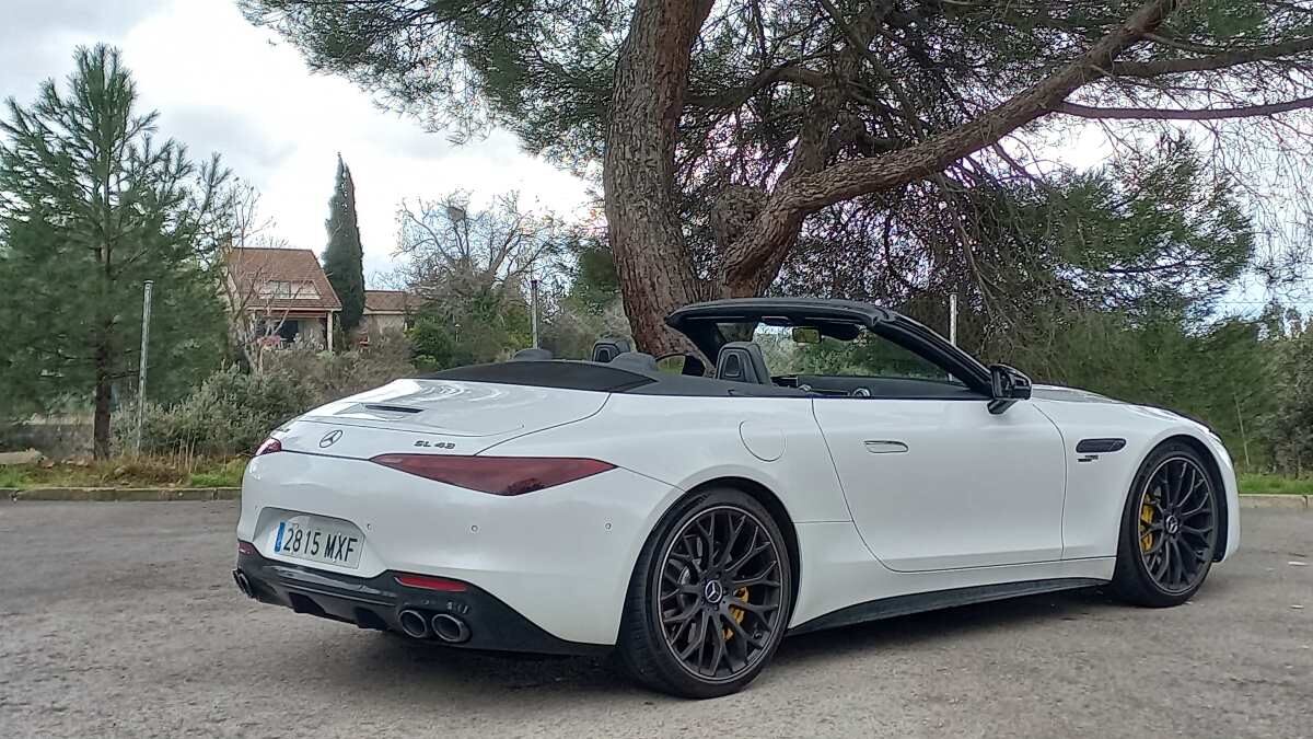 Mercedes AMG SL 43 (4)