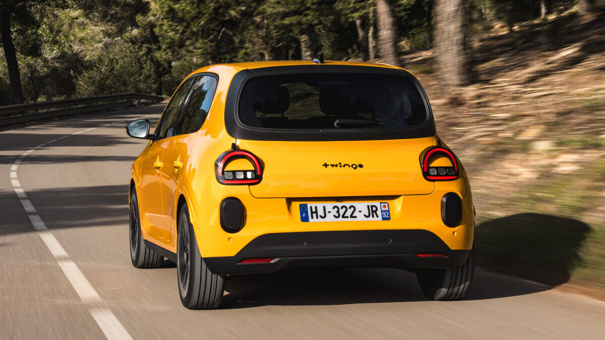 Nuevo Renault Twingo E-Tech, paragolpes muy vulnerables a golpes de aparcamiento Nuevo Renault Twingo E-Tech, paragolpes muy vulnerables a golpes de aparcamiento