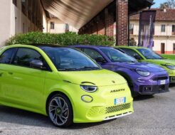 La Abarth eléctrica no se sostiene: volverá la gasolina abarth 47