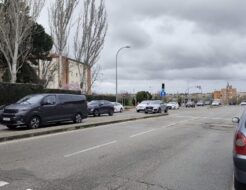 Brecha medioambiental: diez veces más coches sin etiqueta que 0 Emisiones Etiqueta C y B, los más numerosos en nuestras carreteras