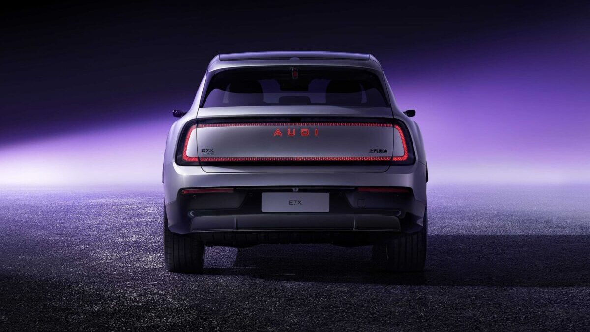 Audi E7 X