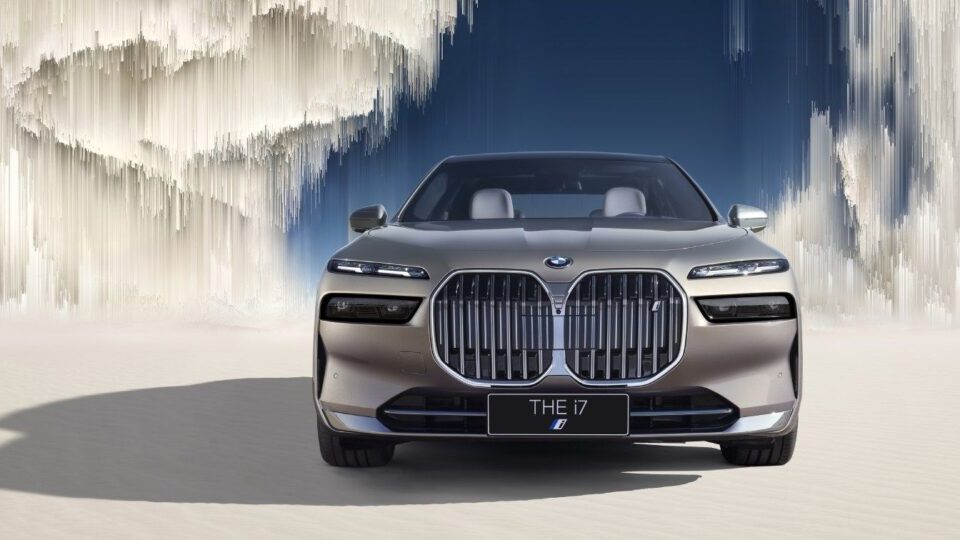 BMW I7