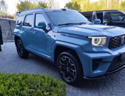 Tank 700 Hi4-Z desafía a Land Cruiser y mira de reojo al Clase G o al Defender