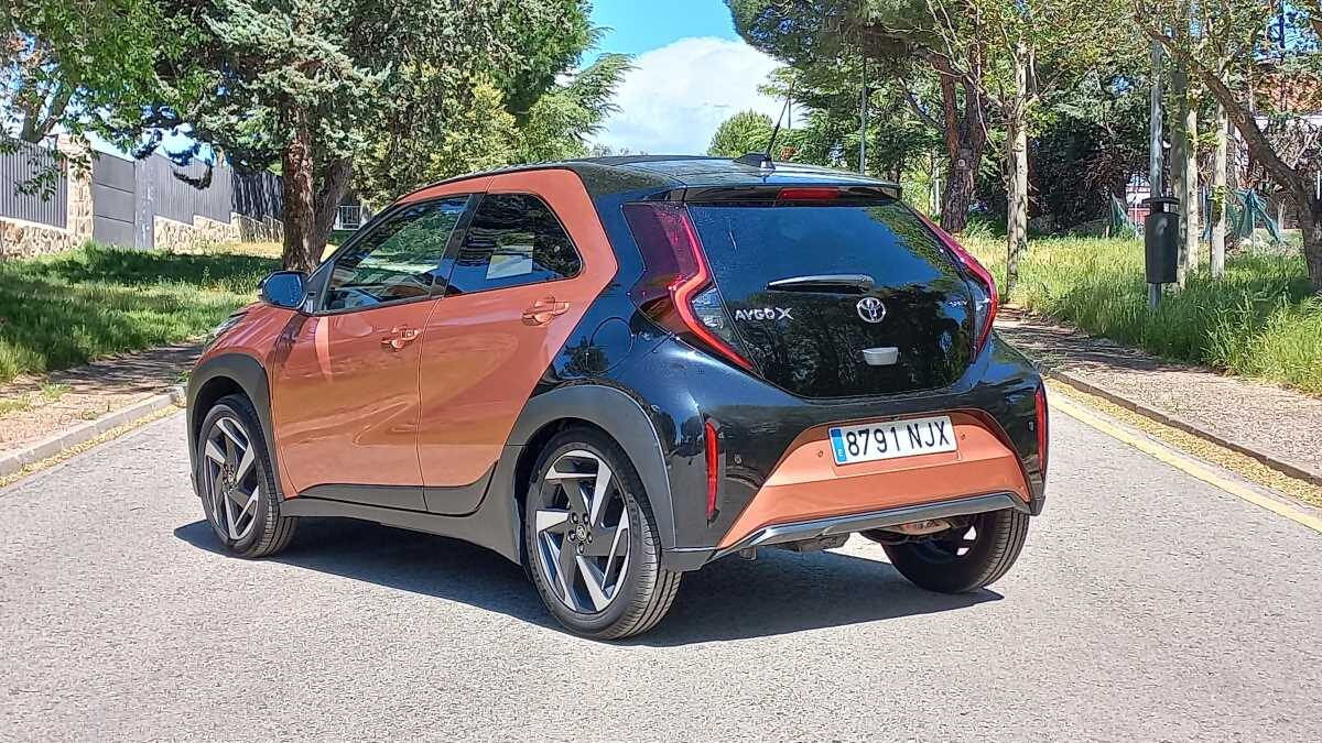 Toyota Aygo HEV (2) Toyota Aygo HEV (2)