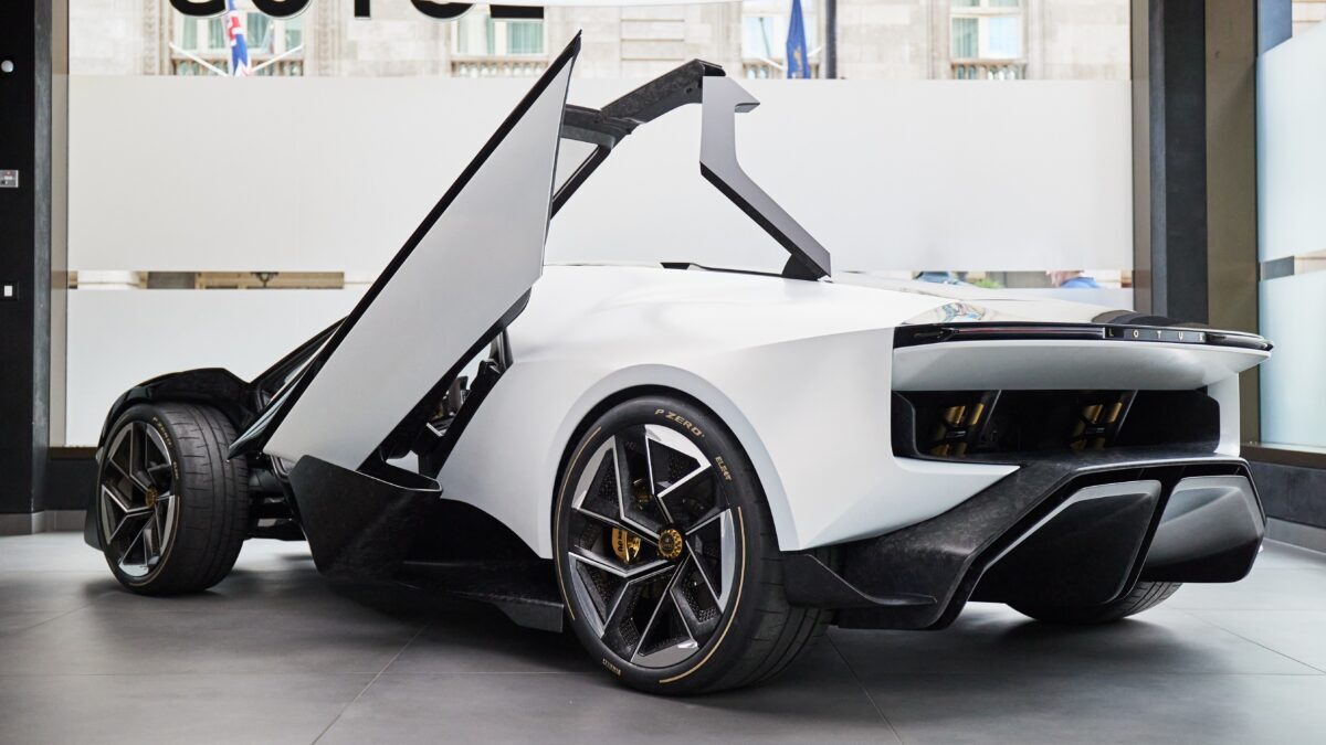 17 09 24 Lotus T1 Reveal 054
