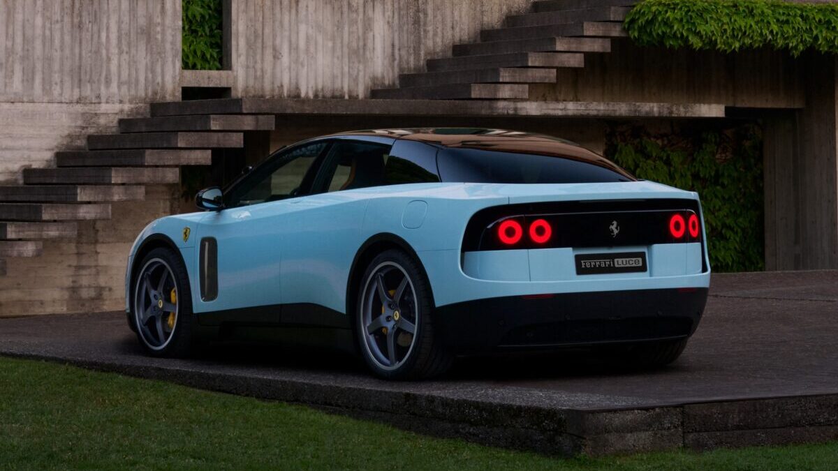 Ferrari Luce, más diseño industrial que diseño automovilístico