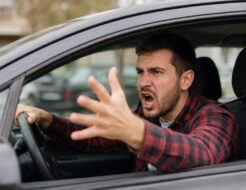 3 de cada 4 conductores españoles insultan al volante Insulto al volante