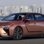 Lexus ES500E Luxury Sonic Copper Black 02 scaled