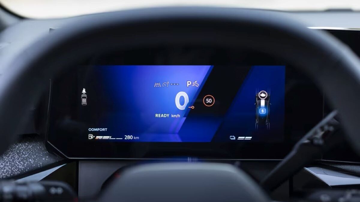 renault clio full hybrid e tech techno28