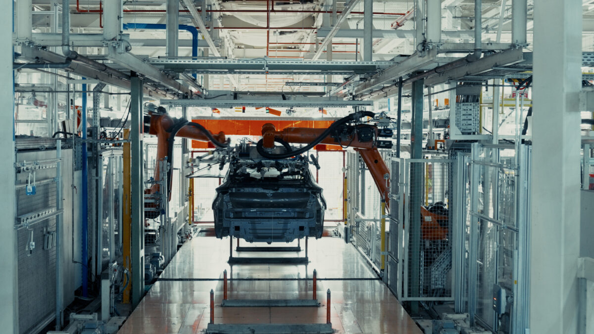 04 Follow the CUPRA Raval through the production line HQ
