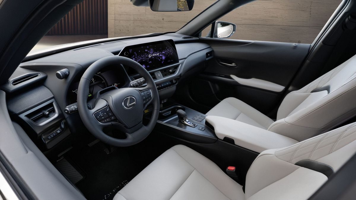Lexus UX F Sport MY26 0007a RGB scaled Lexus UX F Sport MY26 0007a RGB scaled