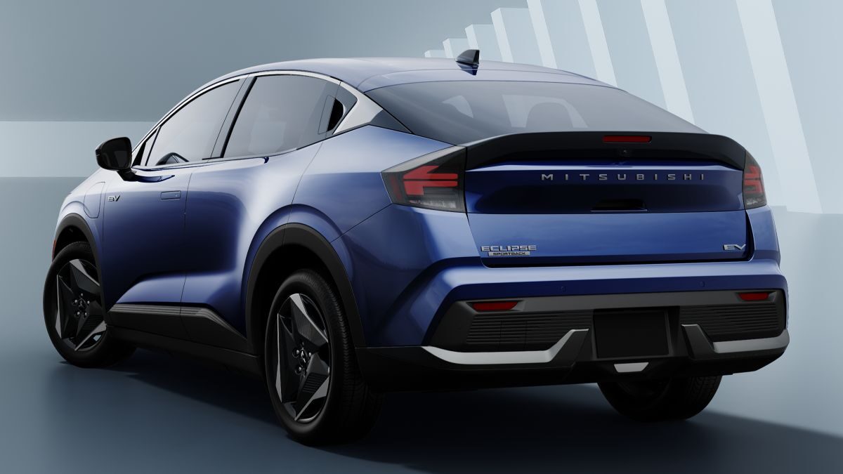 Mitsubishi Eclipse Sportback rear 3 4 large