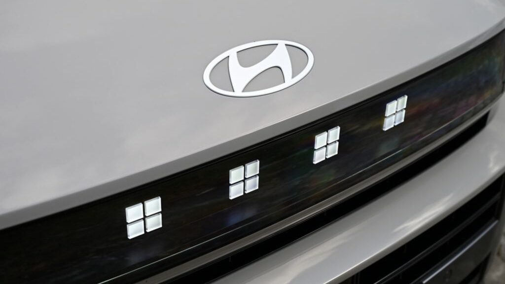 Faros HTWO de cuatro puntos del Hyundai Nexo 2026, detalle de diseño