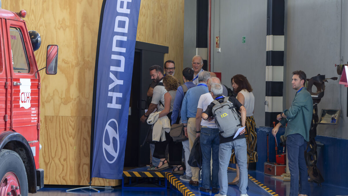 Camión Hyundai XCIENT Fuel Cell de hidrógeno expuesto en la presentación del Nexo