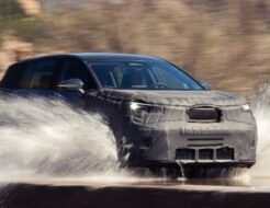 El Skoda Peaq completa pruebas extremas antes de su debut mundial škoda peaq agua