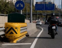 Barcelona duplicará las zonas avanzadas para motos en 2027 ChatGPT Image 22 jul 2026, 14 47 21
