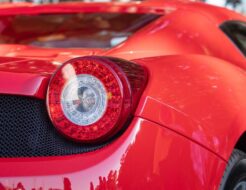 Así son los Ferrari que circulan en España y hay un dato que llama especialmente la atención Ferrari 1