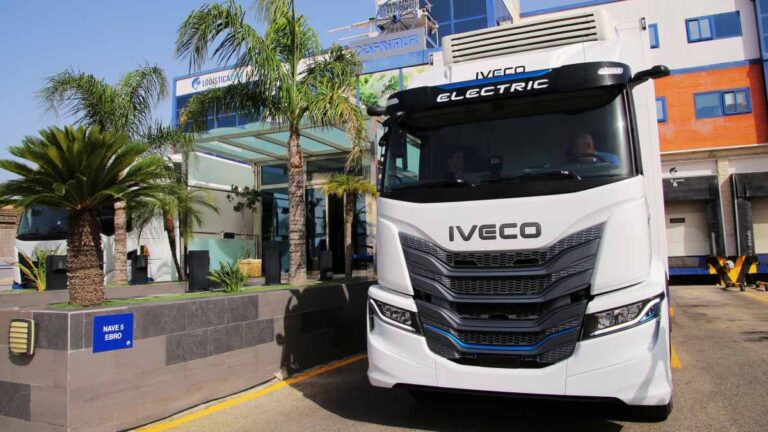 IVECO S eWay Rígido