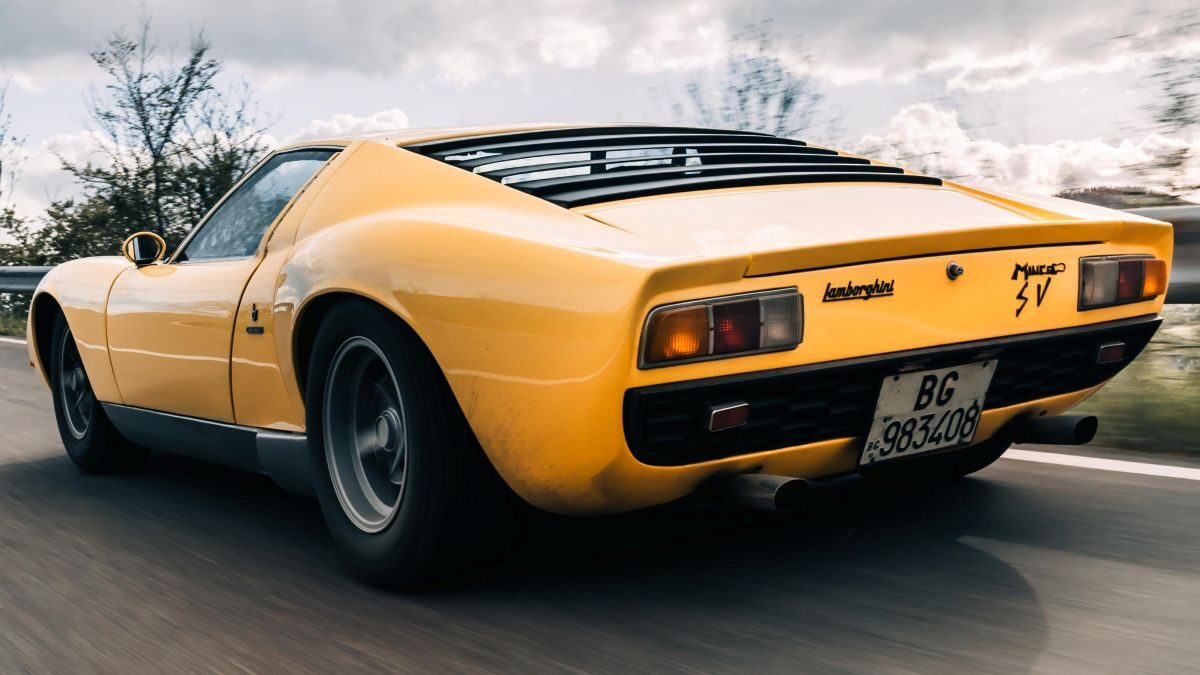 Lamborghini Miura SV 2
