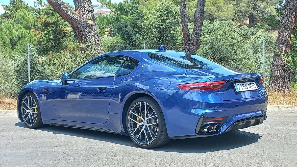 Maserati GranTurismo Trofeo (4)