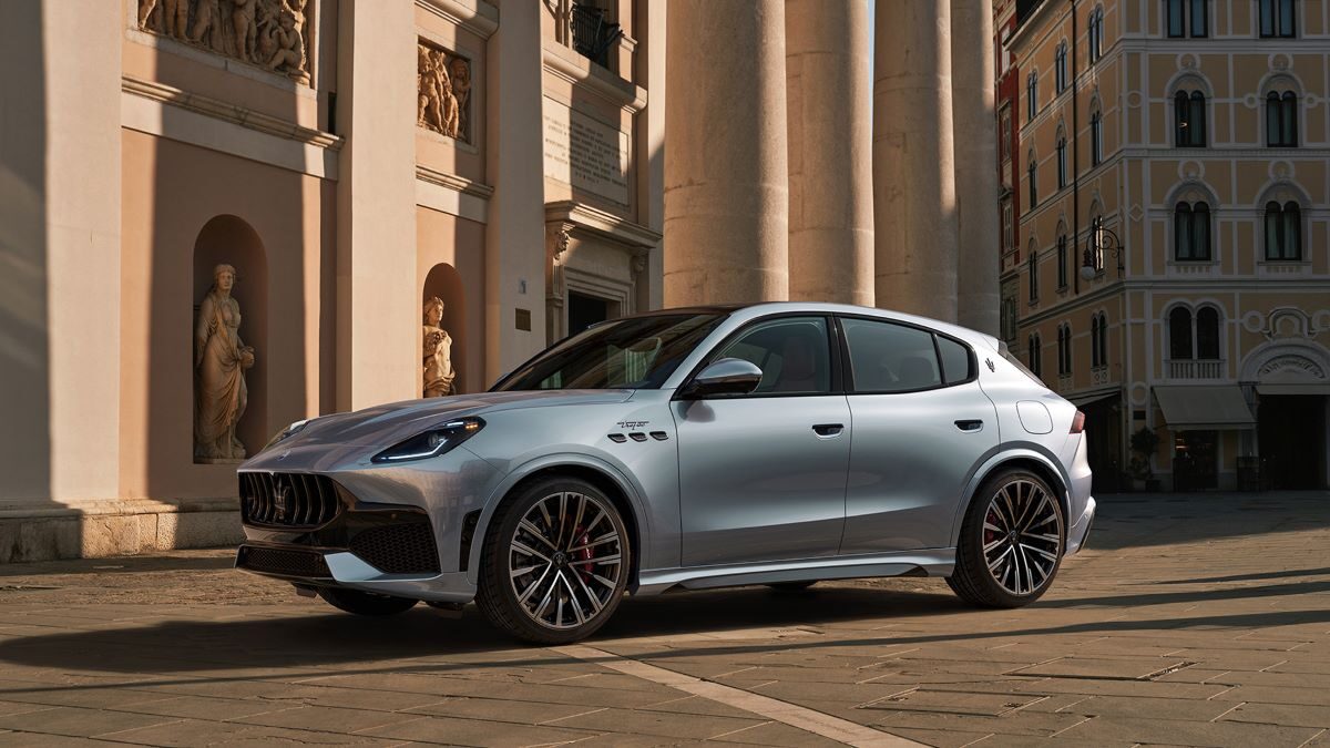 NEW MASERATI GRECALE (25)