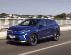 Prueba del Renault Symbioz de GLP: más de 1.200 km reales sin repostar Renault Symbioz Techno Bleu Iron Photos
