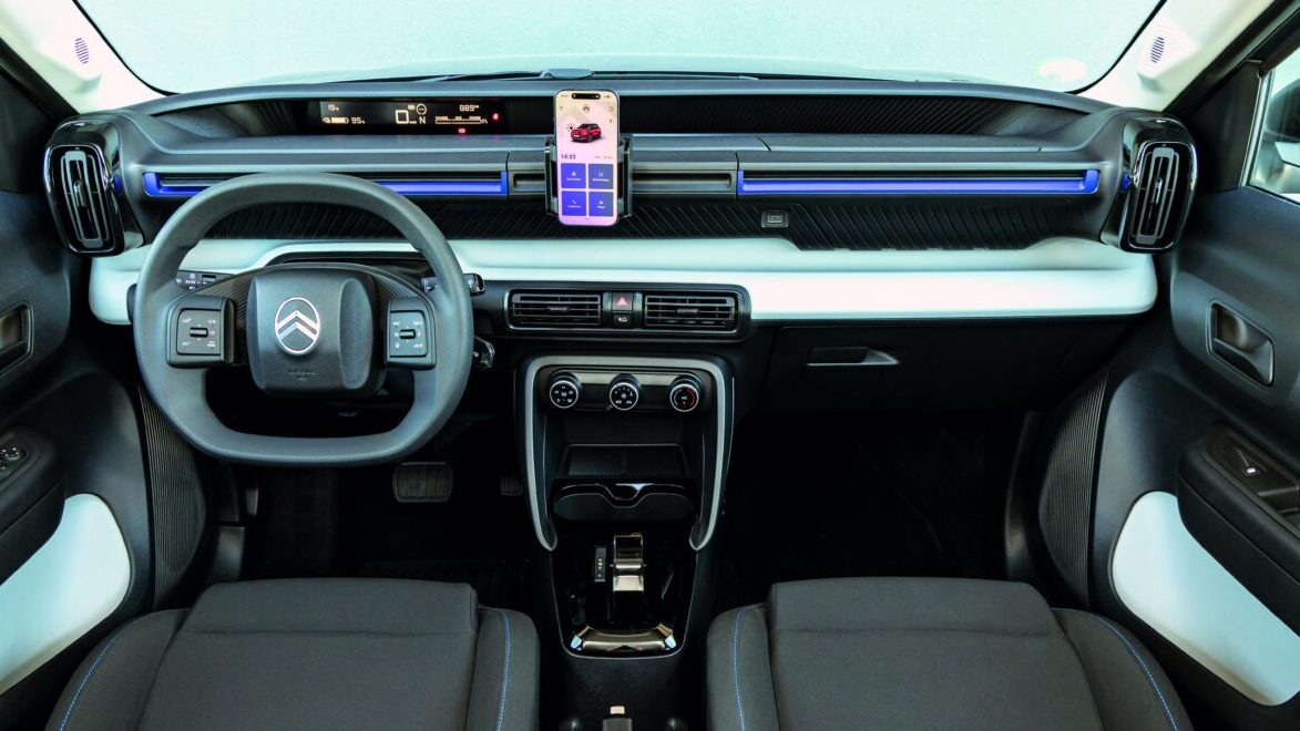 Salpicadero del Citroën ë-C3 Urban Range en acabado YOU, sin pantalla central