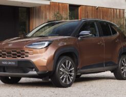 toyota yaris cross hev10