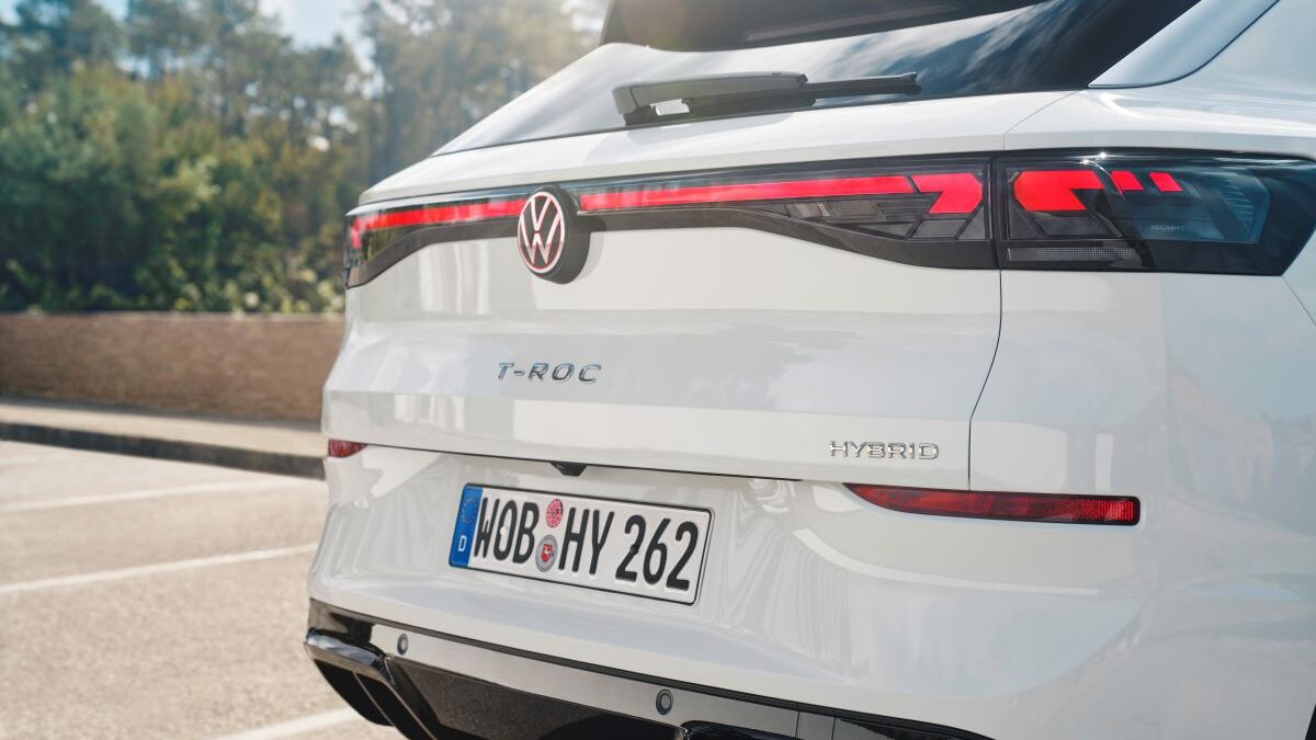 volkswagen t roc hybrid r line3 volkswagen t roc hybrid r line3
