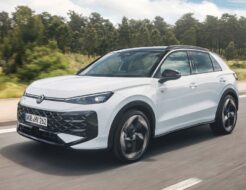volkswagen t roc hybrid r line66