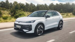 volkswagen t roc hybrid r line66