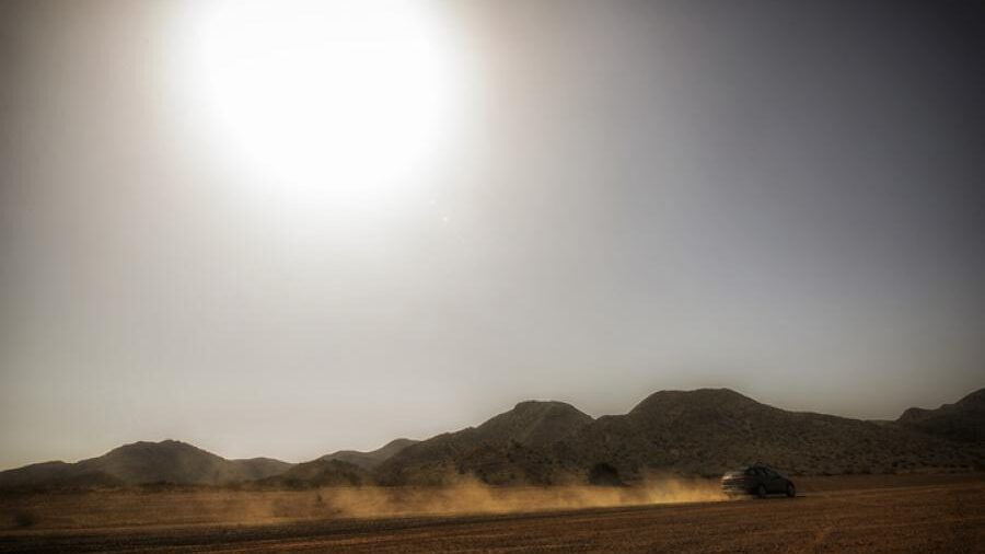 ¿Cómo minimizar la pérdida de autonomía de tu coche eléctrico tras estar aparcado al sol? ¿Cómo minimizar la pérdida de autonomía de tu coche eléctrico tras estar aparcado al sol?