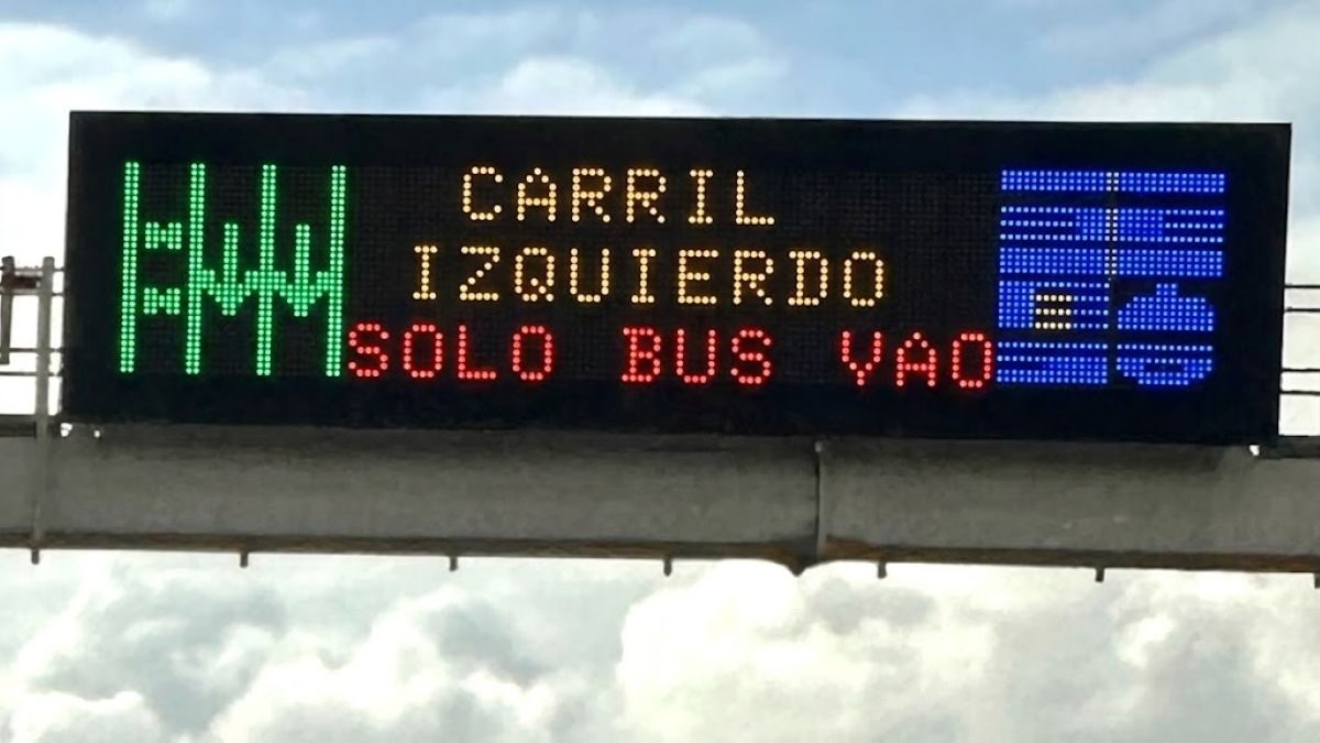 Bus VAO A 2 panel Bus VAO A 2 panel