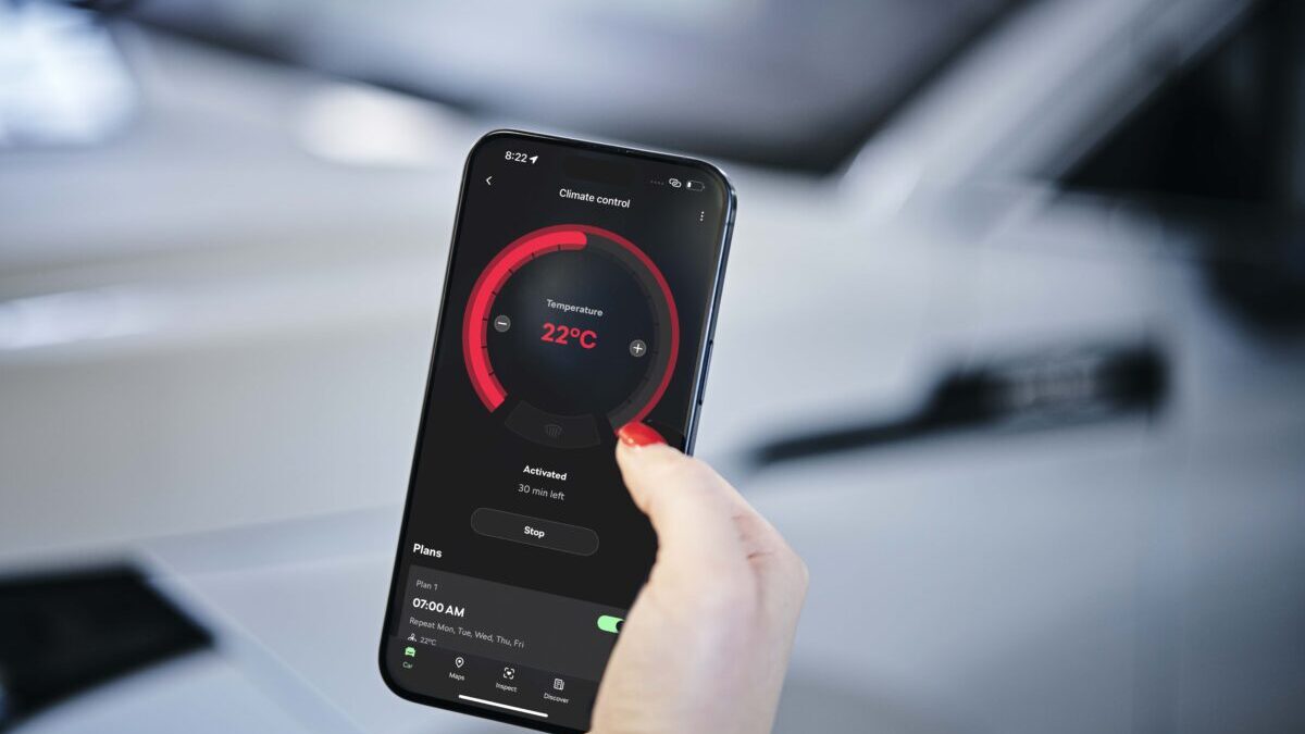 Refrigerar previamente tu coche eléctrico desde tu app, es una solución práctica y poco costosa, máxime si está enchufado a un punto de carga Refrigerar previamente tu coche eléctrico desde tu app, es una solución práctica y poco costosa, máxime si está enchufado a un punto de carga