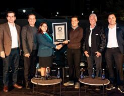 El Nissan Qashqai e-POWER registra un Récord Guinness tras recorrer 1.980 km con un solo depósito de combustible Nissan Qashqai e POWER registra un Récord Guinness