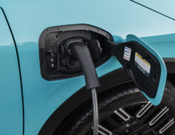 ¿El calor estropea la batería de un coche eléctrico? Respondemos a las 10 dudas más habituales Calor batería coche eléctrico